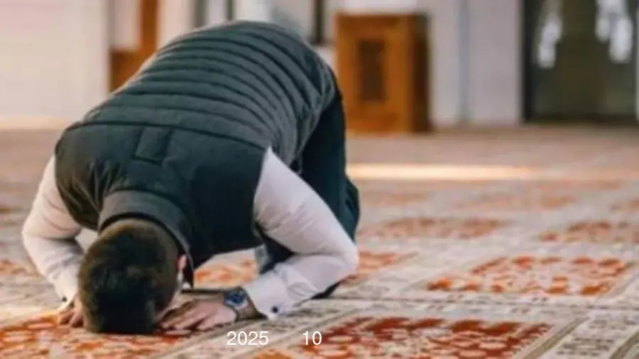 مواقيت الصلاة اليوم في محافظات مصر والعواصم العربية السبت 10 مايو 2025