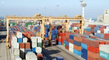 “موانئ” تحث المستوردين سرعة إخراج الشاحنات من ميناء الملك عبد العزيز بالدمام