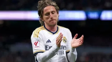 مودريتش يأمل في نهاية غير متوقعة