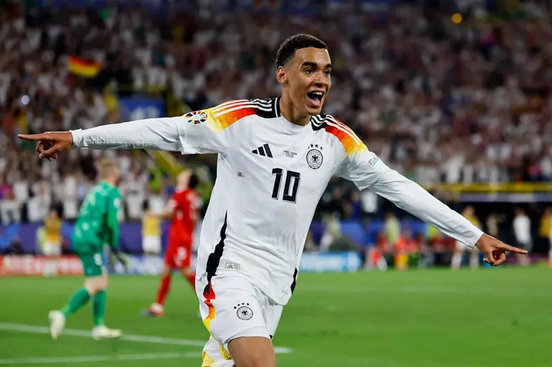 موسيالا يحاول العودة للمنتخب الألماني في دوري أمم أوروبا