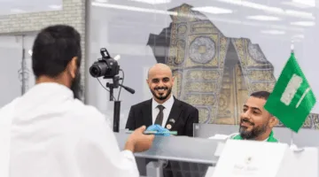 موظفو الجوازات: نفخر بتقديم الخدمة لضيوف الرحمن المشاركين في مبادرة طريق مكة