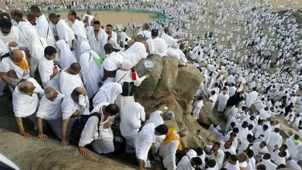 موعد وقفة عرفات 1446 وعيد الأضحى 2025 فلكيًا (جدول المواعيد)