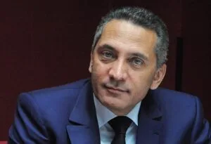 مولاي حفيظ العلمي يصفي فرع سهام بفرنسا ويراهن على التوسع في إفريقيا