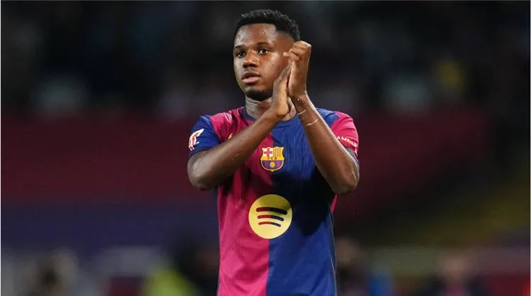 موندو: تحرك غير متوقع.. لاعب منتخب إنجلترا يعرض خدماته على برشلونة