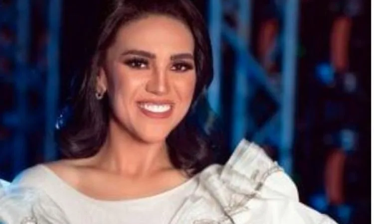 مي فاروق تحيي حفلاً على المسرح الرئيسي في دار الأوبرا يوم الأحد. مي فاروق تحيي حفلاً على المسرح الرئيسي في دار الأوبرا يوم الأحد.