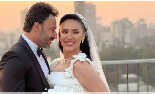 مي فاروق تُعبر عن رأيها بعد رفض دعوى زوجها السابق لضم الأطفال لحضانته مي فاروق تُعبر عن رأيها بعد رفض دعوى زوجها السابق لضم الأطفال لحضانته