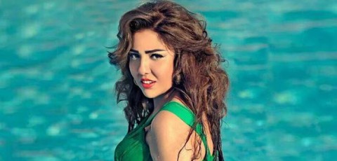 مي كساب تتألق مع ابنتها فريدة وتشارك جمهورها بلحظات غنائية خاصة
