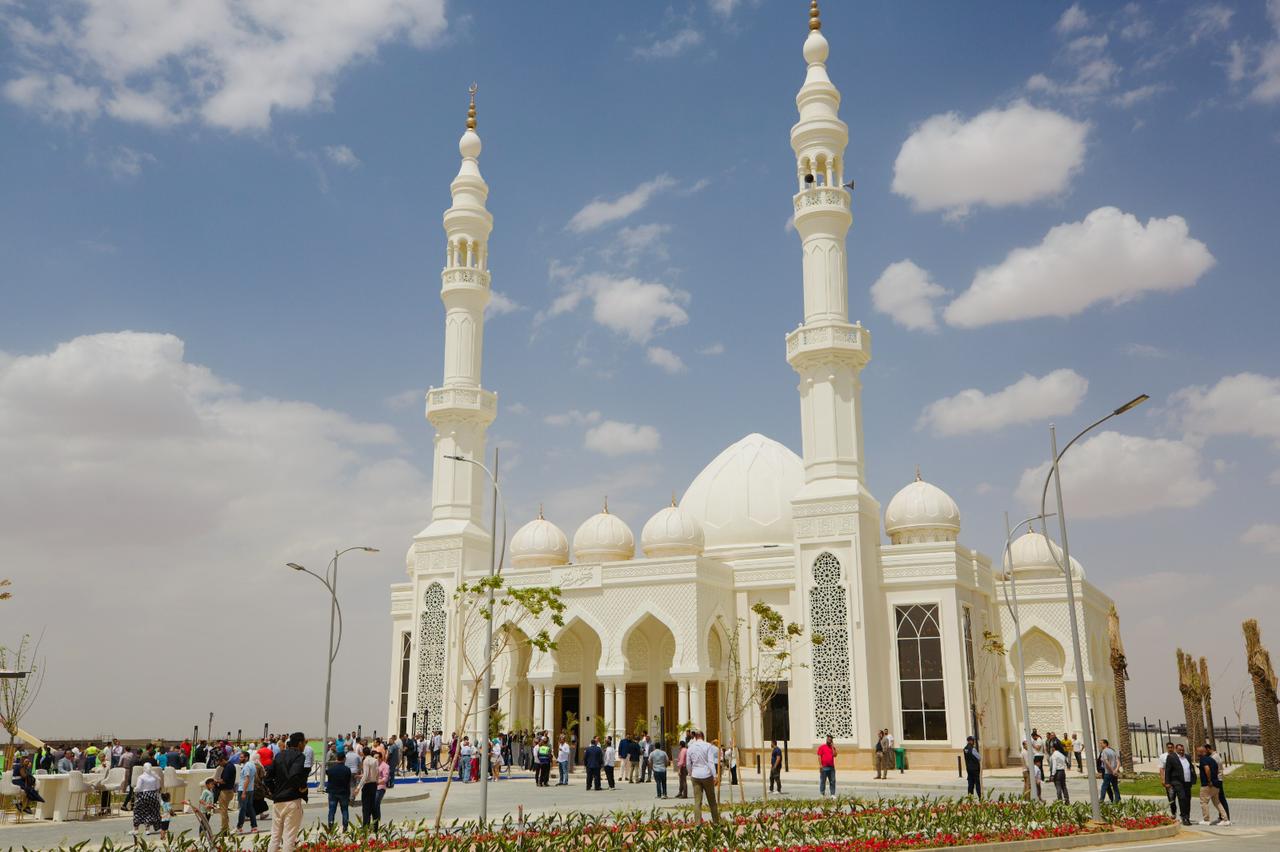 “ميدار” تفتتح مسجد المعز في مدينة “ميركاتو” بمستقبل سيتي بسعة 2700 مصل