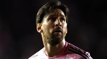ميسي يتحدث عن لاعب برشلونة: من بين الصفوة عالمياً.. وسينجح فيما حققته.