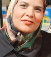 مينة الحدادي: إبراهيم أوحسين: جواد بصهيل  يمكن إعادة صياغتها كالتالي:

“مينة الحدادي: إبراهيم أوحسين وجواد بصهيل”