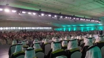 نائب أمير الرياض يشرف على مراسم تخرج الدفعة الثلاثين من طلاب مدارس الملك فيصل