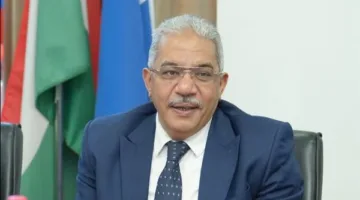 نائب رئيس جامعة الأزهر يؤكد على أهمية اعتماد استراتيجيات تعليمية مرنة تعتمد على تقنيات الذكاء الاصطناعي.