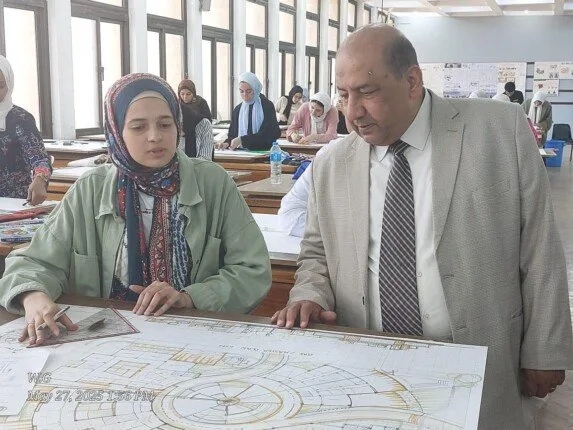 نائب رئيس جامعة القاهرة يقوم بجولة تفقدية على لجان الامتحانات في كليات الهندسة والزراعة والتخطيط الإقليمي. نائب رئيس جامعة القاهرة يقوم بجولة تفقدية على لجان الامتحانات في كليات الهندسة والزراعة والتخطيط الإقليمي.