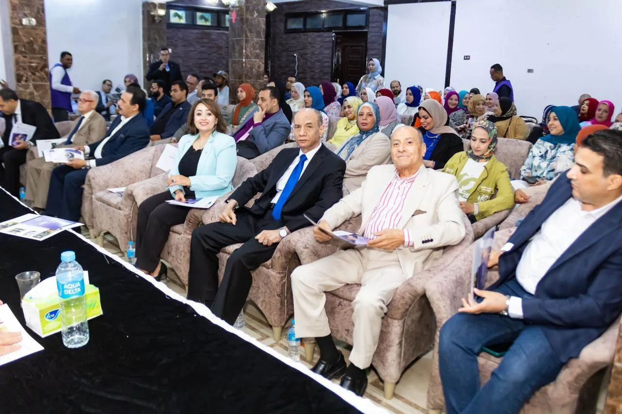 نائب محافظ سوهاج يحضر نشاطاً تنظمه إحدى مؤسسات الرعاية في نادي الأطباء نائب محافظ سوهاج يحضر نشاطاً تنظمه إحدى مؤسسات الرعاية في نادي الأطباء