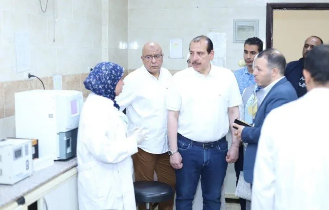 نائب وزير الصحة يثني على كفاءة وحدتي التنظير والعناية بالمبتسرين في مستشفى قنا العام نائب وزير الصحة يثني على كفاءة وحدتي التنظير والعناية بالمبتسرين في مستشفى قنا العام