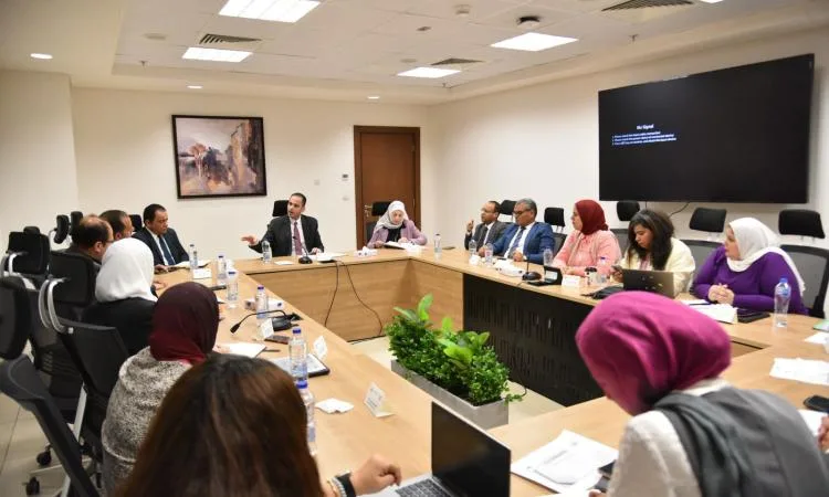 نائب وزير الصحة يرصد تقدم ميكنة خدمات غسيل الكلى ومبادرة الرعاية وحضانات الأطفال. نائب وزير الصحة يرصد تقدم ميكنة خدمات غسيل الكلى ومبادرة الرعاية وحضانات الأطفال.