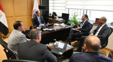 نائب وزير الصحة يلتقي بمسؤولي شركة HP لمناقشة التعاون في تعزيز البنية التحتية المعلوماتية