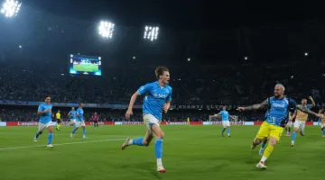 نابولي يحتفل بالفوز بلقب الدوري الإيطالي للمرة الرابعة في تاريخه