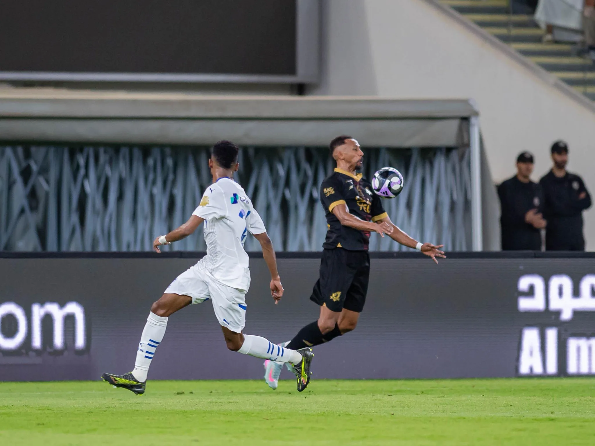 نتائج الدوري السعودي: أزمة الهلال والنصر يقترب من تحقيق طموحاته نتائج الدوري السعودي: أزمة الهلال والنصر يقترب من تحقيق طموحاته