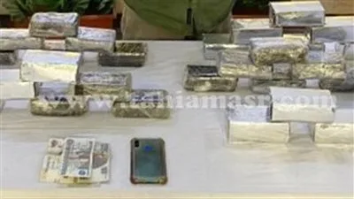 نتيجة تبادل إطلاق النار: مقتل عنصرين خطرين وضبط مواد مخدرة وأسلحة في عدة محافظات