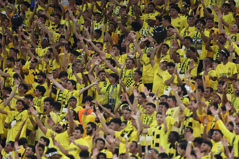 نجمة جديدة تتألق على كتف العميد.. الاتحاد يحصد لقب الدوري السعودي للمرة العاشرة في تاريخه نجمة جديدة تتألق على كتف العميد.. الاتحاد يحصد لقب الدوري السعودي للمرة العاشرة في تاريخه