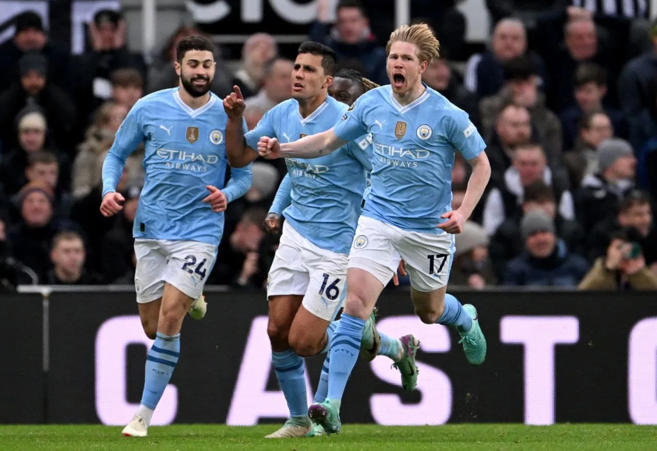 نجوم دوري روشن يودعون دي بروين (فيديو) نجوم دوري روشن يودعون دي بروين (فيديو)