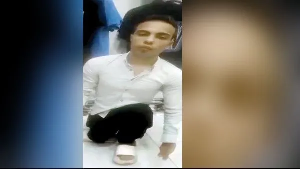 نداء «مؤمن» الذي يواجه التنمر بسبب «قصر القامة»: «لي الحق في الحياة» نداء «مؤمن» الذي يواجه التنمر بسبب «قصر القامة»: «لي الحق في الحياة»