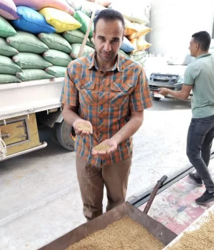 محافظ البحيرة: وصول 254 ألف طن من القمح إلى مخازن وصوامع المحافظة محافظ البحيرة: وصول 254 ألف طن من القمح إلى مخازن وصوامع المحافظة