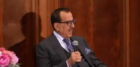 فيديو: رجل أعمال إماراتي يشيد بدور مصر الكبير في دعمهم، ويؤكد: استفدنا من المصريين في بداياتنا. فيديو: رجل أعمال إماراتي يشيد بدور مصر الكبير في دعمهم، ويؤكد: استفدنا من المصريين في بداياتنا.