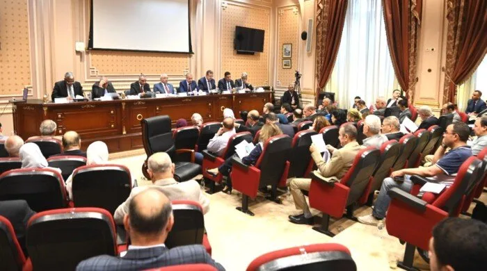 نواب يطالبون بضمان السلام الاجتماعي لنحو 6 ملايين شخص