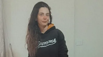 نورا تركت منزلها ولم ترجع.. هل يعرف أحد عنها شيئًا؟