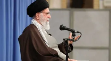 نيوز أفيسيمايا غازيتا: القائد الإيراني ينبه الولايات المتحدة