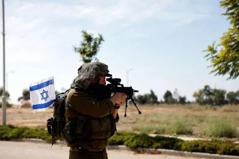 هآرتس: 42 جندياً إسرائيلياً ينهون حياتهم منذ انطلاق الحرب على غزة هآرتس: 42 جندياً إسرائيلياً ينهون حياتهم منذ انطلاق الحرب على غزة