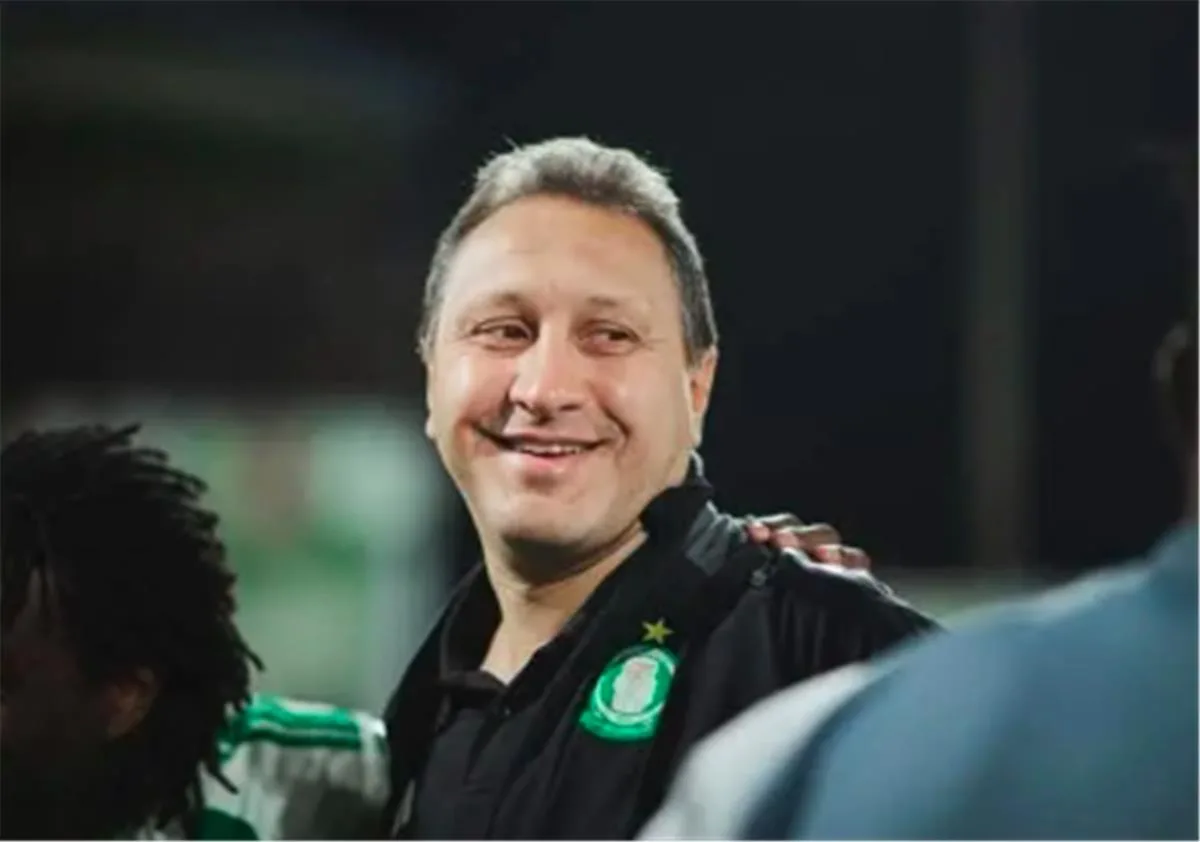 هادي خشبة: كهربا أصبح لاعباً مؤثراً في ليبيا.. واهتمام أهلي طرابلس يتجه نحو ثنائي الأهلي والزمالك. هادي خشبة: كهربا أصبح لاعباً مؤثراً في ليبيا.. واهتمام أهلي طرابلس يتجه نحو ثنائي الأهلي والزمالك.