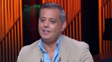 هاني رمزي: الأهلي بحاجة إلى التعاقد مع لاعب في مركز الظهير الأيسر ومدافعين اثنين.