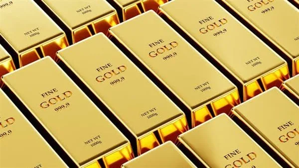 هبوط الذهب مع إعلان ترامب عن اتفاق تجاري مع بريطانيا