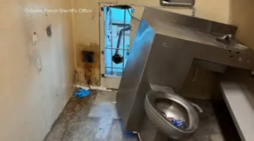 هروب 10 سجناء خطرين من سجن أمريكي عبر فتح في المرحاض!