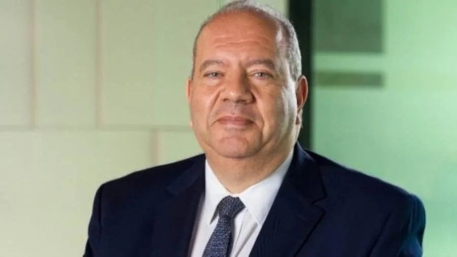 هشام عبد الرسول: الذكاء الاصطناعي وأمن المعلومات أساسيات استدامة الأعمال في العصر الرقمي هشام عبد الرسول: الذكاء الاصطناعي وأمن المعلومات أساسيات استدامة الأعمال في العصر الرقمي