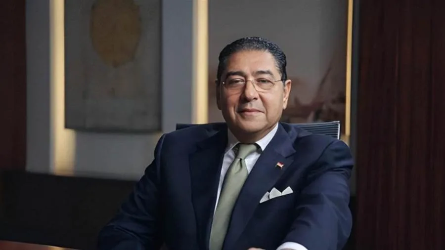 هشام عز العرب: 900 ألف مستخدم نشط على تطبيق CIB للتمويل عبر الهاتف المحمول.. وخدمات رقمية تتيح الاستغناء عن زيارة الفروع. هشام عز العرب: 900 ألف مستخدم نشط على تطبيق CIB للتمويل عبر الهاتف المحمول.. وخدمات رقمية تتيح الاستغناء عن زيارة الفروع.