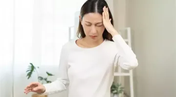 هل تشعر بالتعب دون سبب واضح؟.. تحذير من علامة دالة على مرض خطير وصامت.