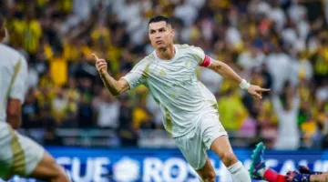 كلاكيت مجددًا.. رونالدو يتوج بجائزة الحذاء الذهبي في الدوري السعودي