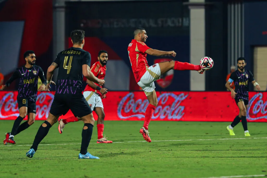 هل سيشارك رامي ربيعة مع النادي الأهلي في بطولة كأس العالم للأندية؟