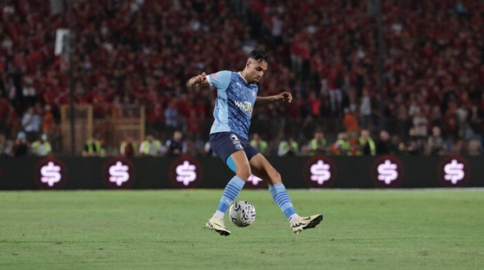 هل ينتقل الشيبي إلى الأهلي بكأس العالم للأندية؟.. رد حاسم من بيراميدز