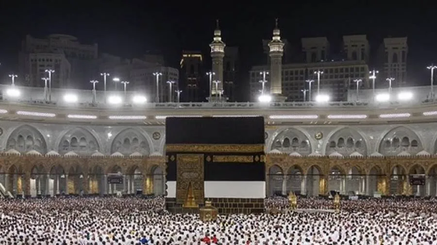 هيئة شؤون الحرمين تعلن عن استعداد صحن الطواف لاستقبال 107 آلاف معتمر في الساعة خلال موسم الحج هيئة شؤون الحرمين تعلن عن استعداد صحن الطواف لاستقبال 107 آلاف معتمر في الساعة خلال موسم الحج