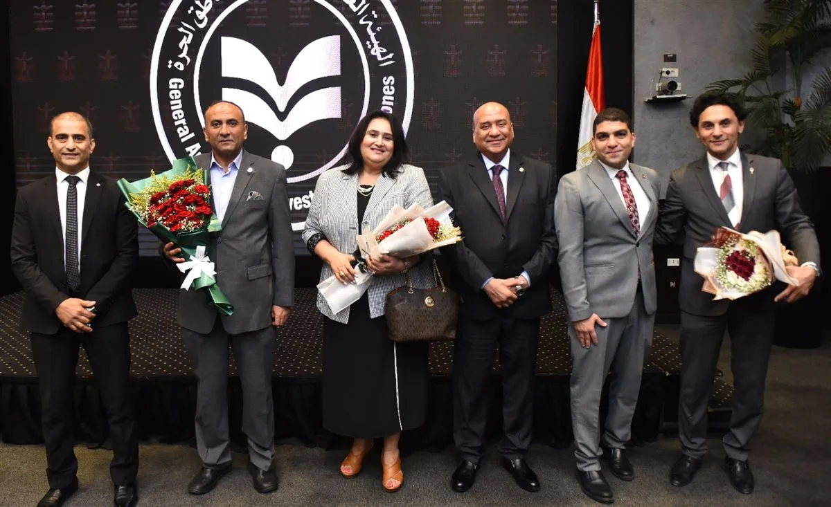 “هيبة” تكرم الأبطال العالميين المتفوقين في المجالات المهنية والرياضية والفنية من موظفي هيئة الاستثمار “هيبة” تكرم الأبطال العالميين المتفوقين في المجالات المهنية والرياضية والفنية من موظفي هيئة الاستثمار