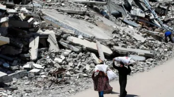 “واشنطن بوست”: إسرائيل تواصل قصفها القاتل على غزة