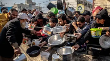 واشنطن بوست: غزة تواجه خطر مجاعة مميتة بسبب حجب المساعدات من إسرائيل
