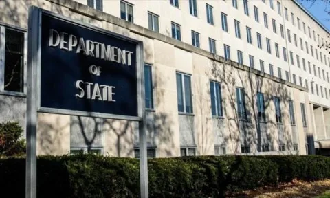 واشنطن توقف معالجة طلبات تأشيرات الطلاب الدوليين بينما يعزز ترامب التدقيق في حساباتهم على وسائل التواصل الاجتماعي واشنطن توقف معالجة طلبات تأشيرات الطلاب الدوليين بينما يعزز ترامب التدقيق في حساباتهم على وسائل التواصل الاجتماعي