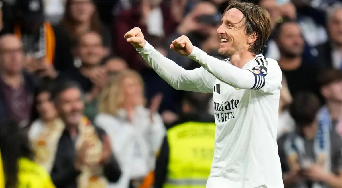 وجهة مفاجئة لمودريتش بعد مغادرته ريال مدريد وجهة مفاجئة لمودريتش بعد مغادرته ريال مدريد