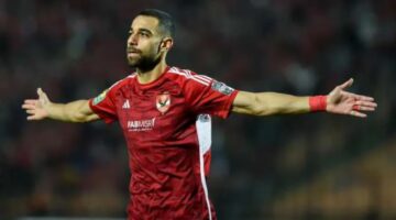 «وداعًا من اللاعب رقم 17».. عمرو السولية يخاطب جماهير الأهلي برسالة عاطفية